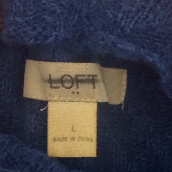 LOFT Women's Deep Blue Turtleneck Sweater - Picture 4 of 4